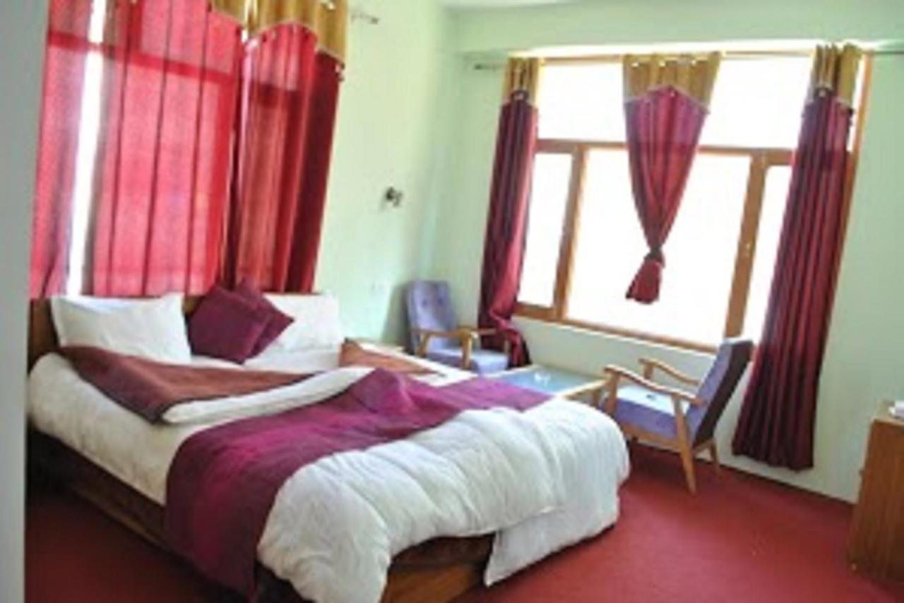 Hotel Suru View Kargil Exteriér fotografie